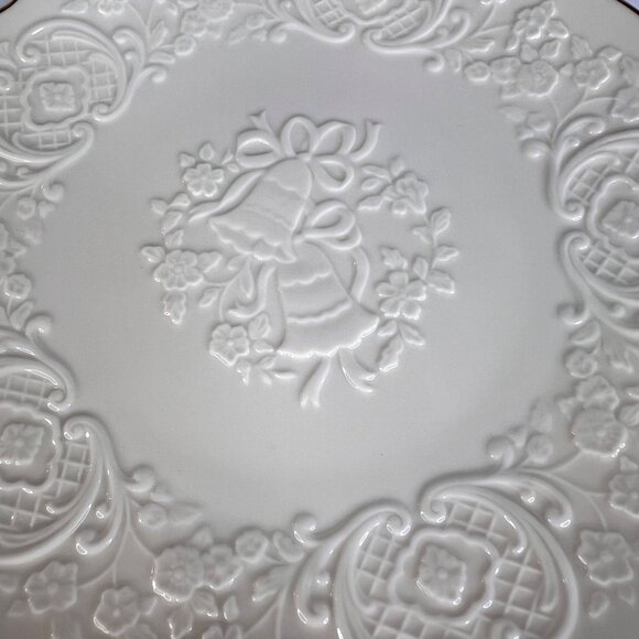 Lenox Wedding Promises Marriage Plate 12.5” Fine Bone China Embossed Bell Flower - Picture 2 of 4